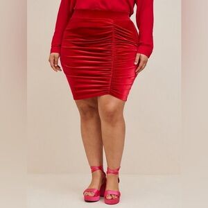 Torrid Plus Size 5 5X 28 Velvet Cinched Bodycon Skirt